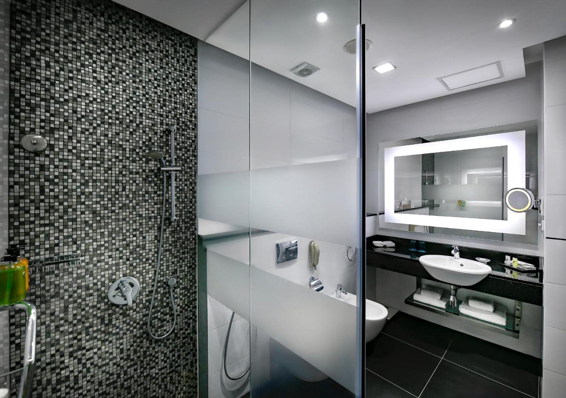 Swiss-Belhotel Seef Bahrain Manama Ngoại thất bức ảnh